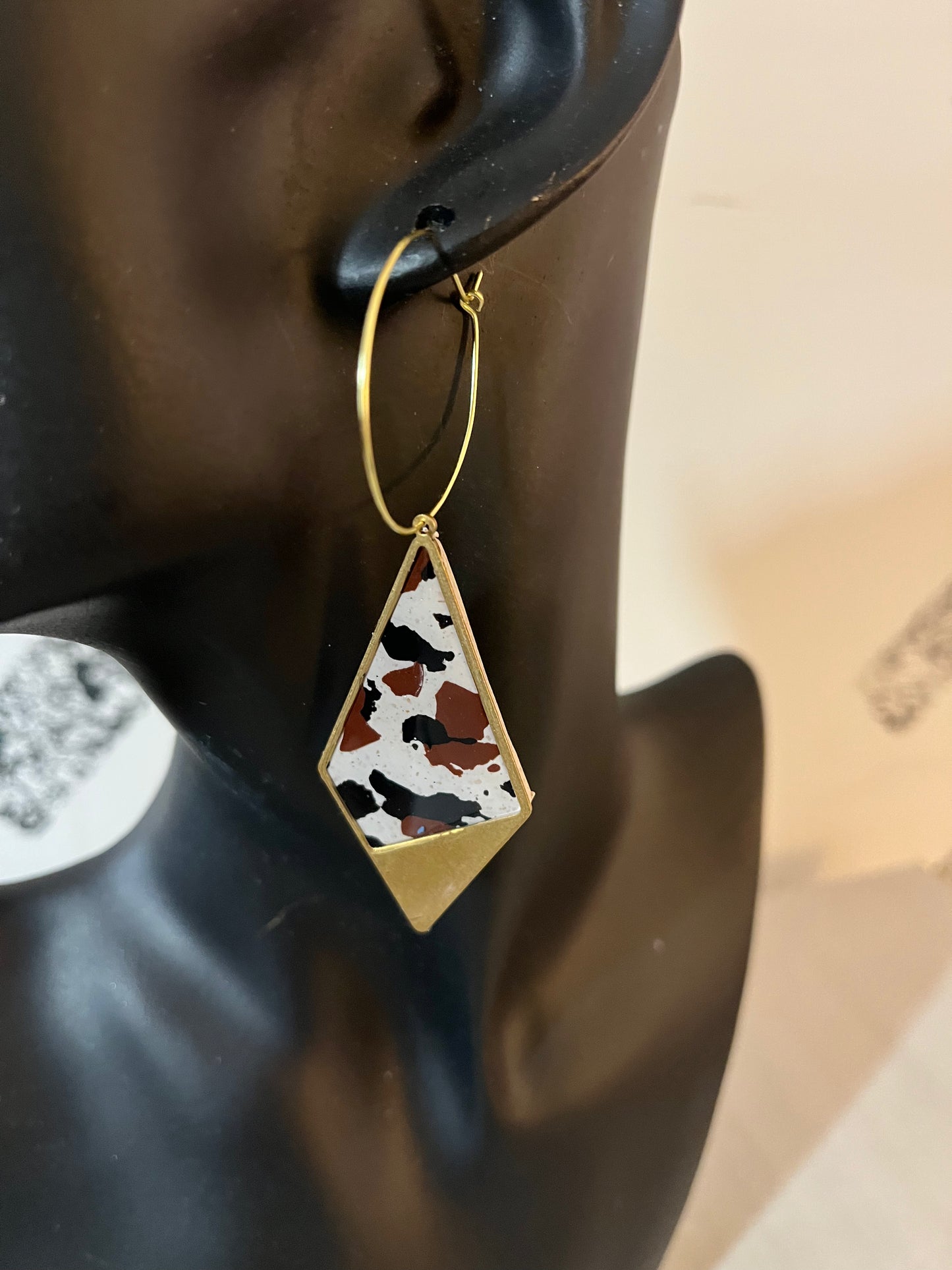 Gold rimmed geometric Earrings ( black)1955