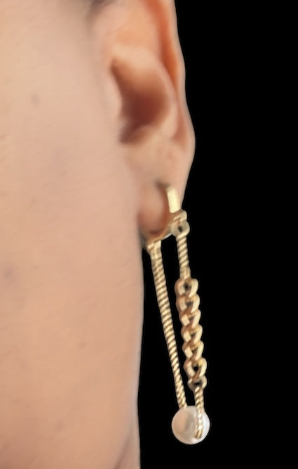Chained pearl
