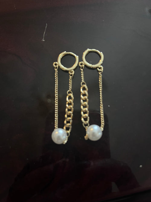 Chained pearl