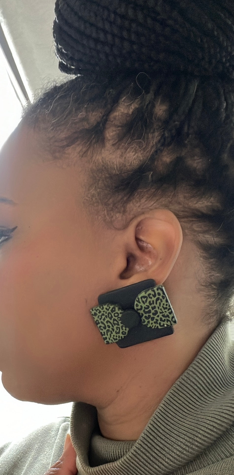 AP Statement stud