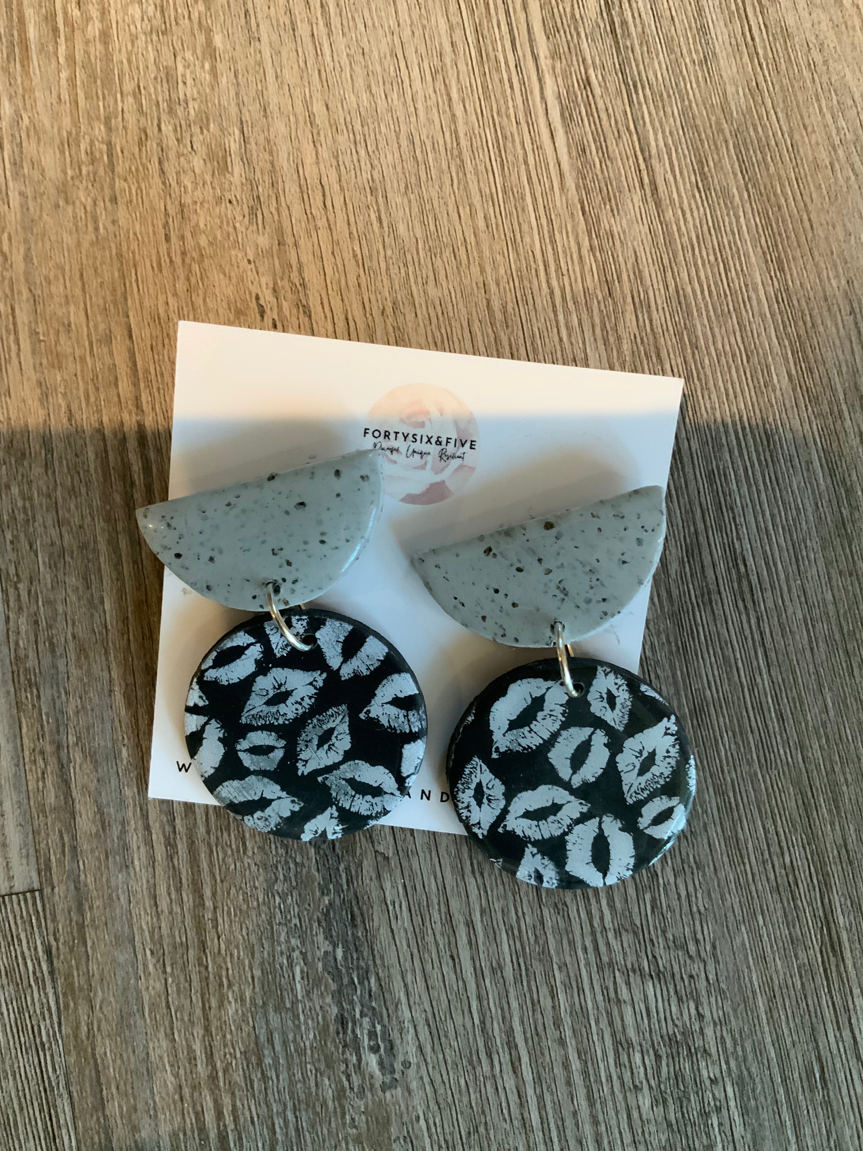 Self love Dangle earrings 1955