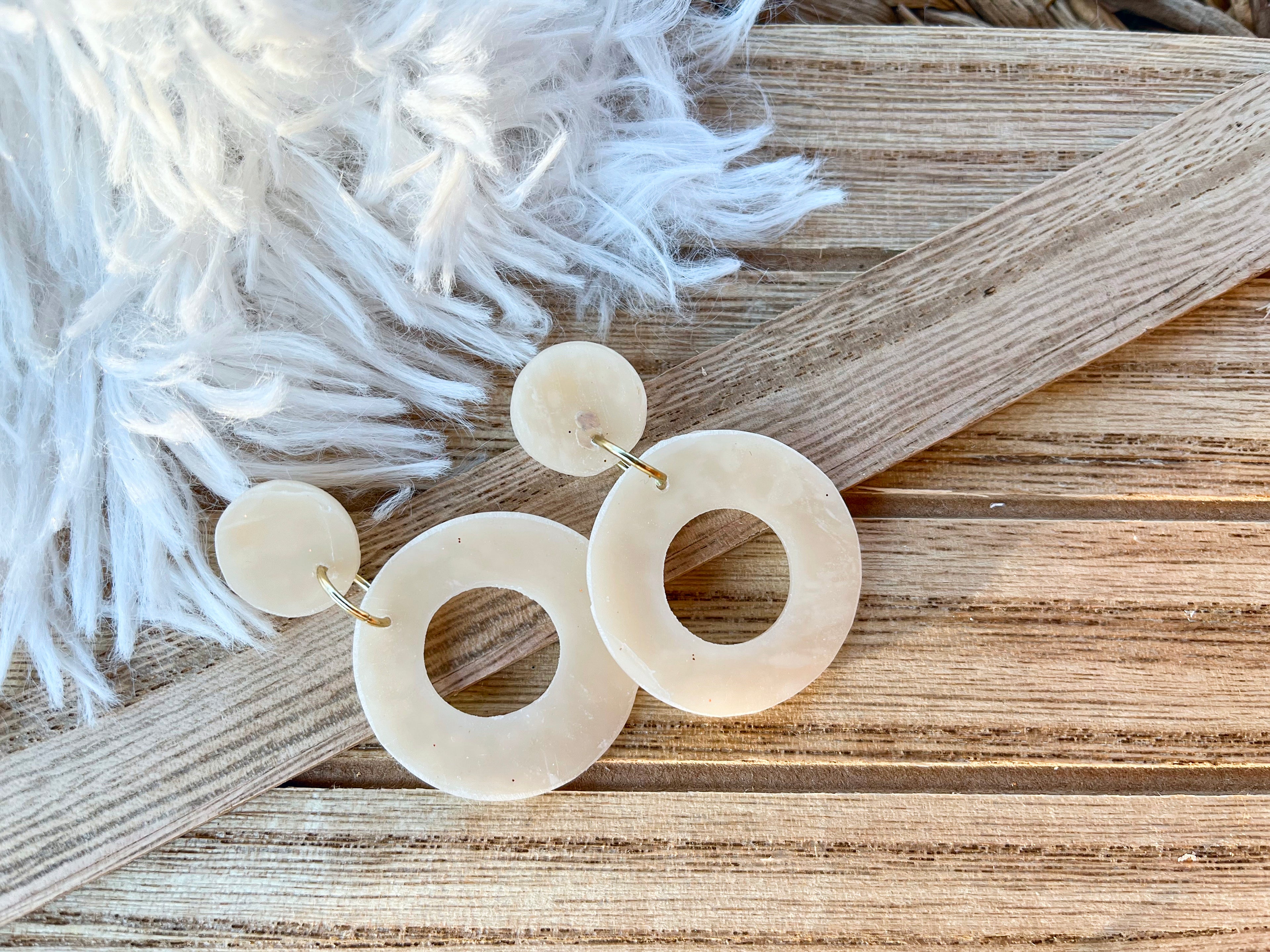 Transparent circle dangle earrings-1955